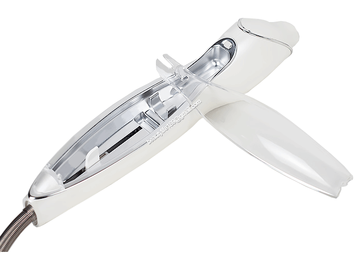 Magnetic nano microneedling handle